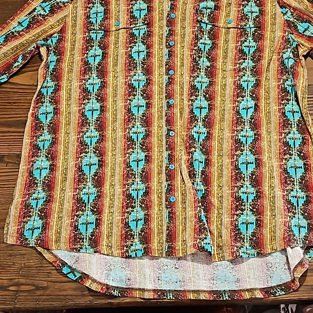 Button down top - Picture 2 of 4